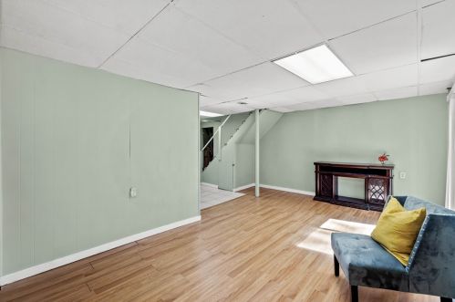 1492 Prospect Rd, Pittsburgh PA 15227-3733 exterior