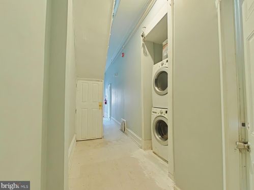 1422 Diamond St, Philadelphia PA 19122-1721 exterior