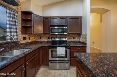 2622 Camino De La Caterva, Tucson AZ  85742-9262 exterior