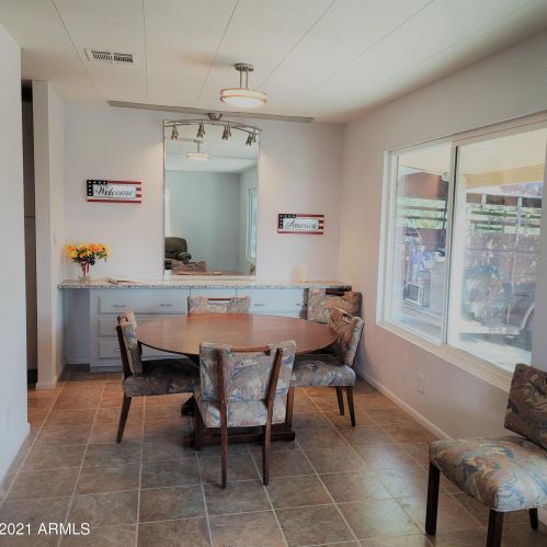 8940 Utah Ave, Chandler, AZ 85248-6459