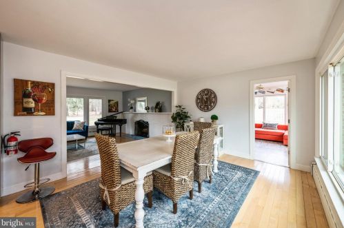 184 Carter Rd, Princeton NJ 08540-2103 exterior