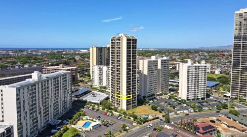 3130 Ala Ilima St, Honolulu HI  96818-3022 exterior