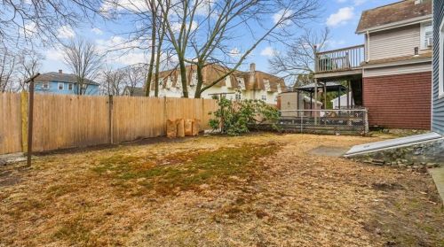 143 Bennett St, Woonsocket RI  02895-4618 exterior