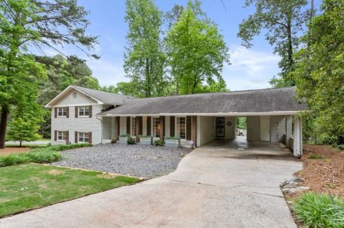 2717 Galahad Dr, Atlanta, GA 30345-3628