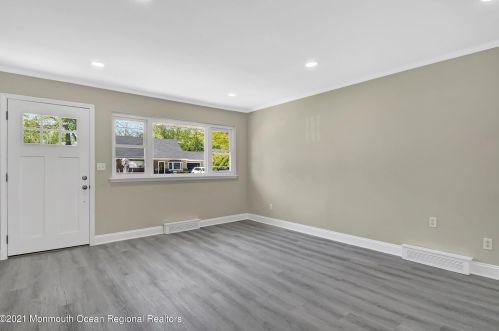 13 Monterey Dr, Hazlet NJ  07730-2143 exterior