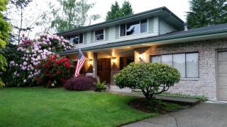 19223 91 Ave, Bothell WA  98011-3644 exterior