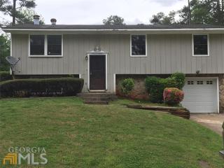 2331 Cherokee Valley Cir, Lithonia GA  30058-5383 exterior
