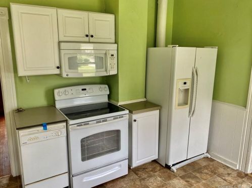 85 Brightwood Ave, Torrington CT 06790-5010 exterior