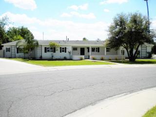 3421 47th Pl, Phoenix AZ  85018-6009 exterior