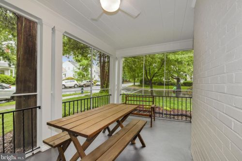 4401 Burlington Pl, Washington DC  20016-4421 exterior