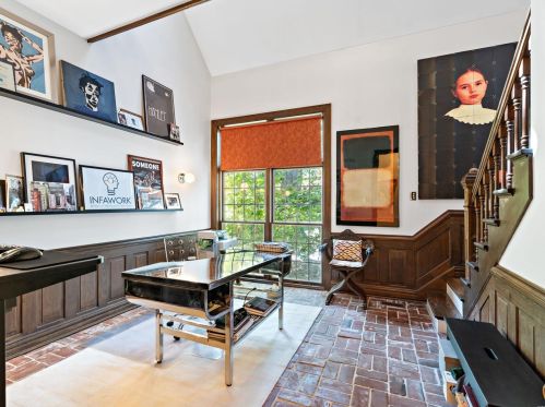 14 Overhills Dr, Saint Louis MO 63124-1532 exterior