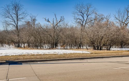 5231 East River Rd, Chicago IL  60656-2931 exterior