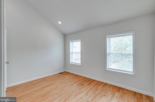 1131 3 St, Philadelphia PA 19147-5302 exterior