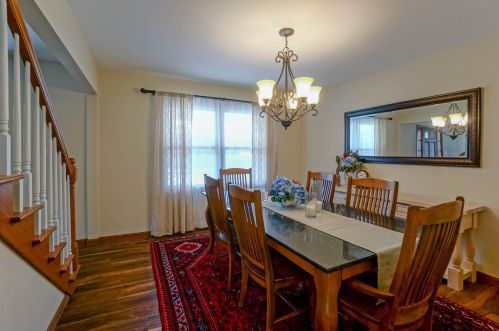 1429 118, Milwaukee WI 53226-3232 exterior