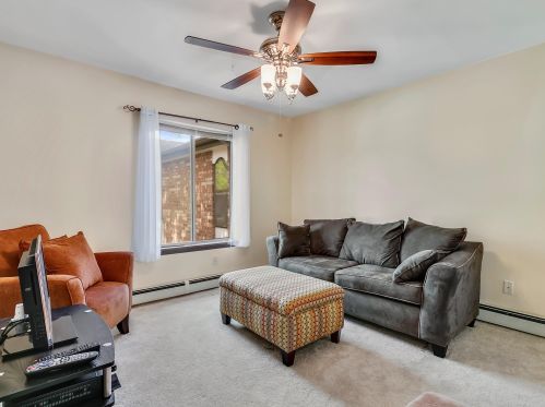 8643 Servite Dr, Milwaukee WI 53223-2582 exterior