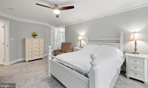 951 Rhonda Pl, Leesburg VA  20175-5632 exterior