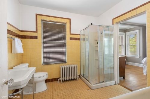 6738 Ashland Ave, Chicago IL 60643-5012 exterior