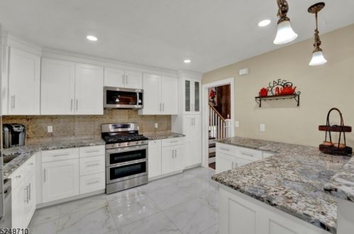 36 Aspen Rd, Town Center NJ 07052-1201 exterior