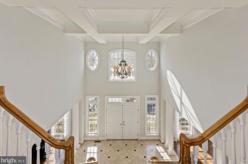 5802 Bent Twig Rd, Mc Lean VA 22101-1806 exterior