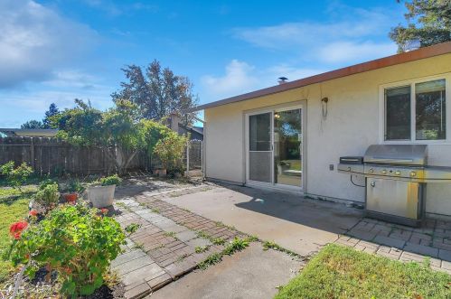 2613 Cypress St, Sutter CA 95982-2239 exterior