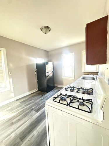 60 Cherry St, Poughkeepsie NY  12601-3412 exterior