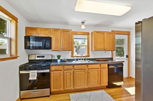 248 Marquette St, Madison WI  53704-5150 exterior