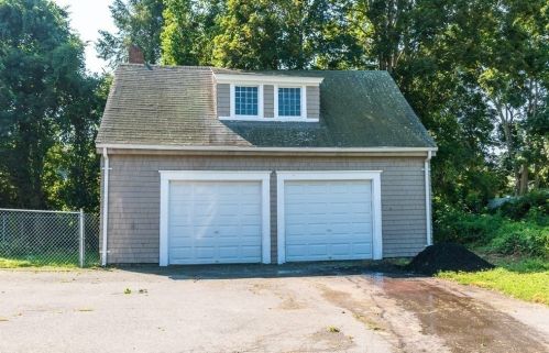 104 Winthrop St, Taunton MA 02780-4162 exterior