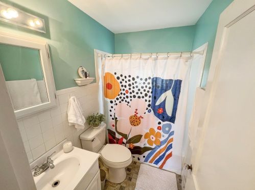 4288 Mccaslin St, Pittsburgh PA 15217-2829 exterior