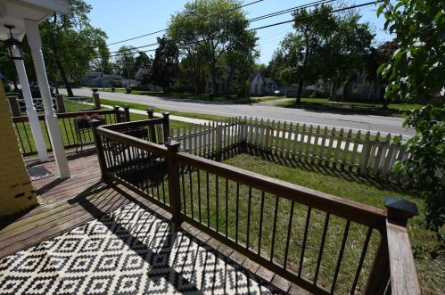 514 Kalamazoo St, Paw Paw MI 49079-1130 exterior