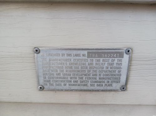 921 4 St, Mishawaka IN 46544-2703 exterior