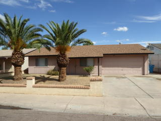 7168 Mulberry Dr, Phoenix AZ  85033-5034 exterior