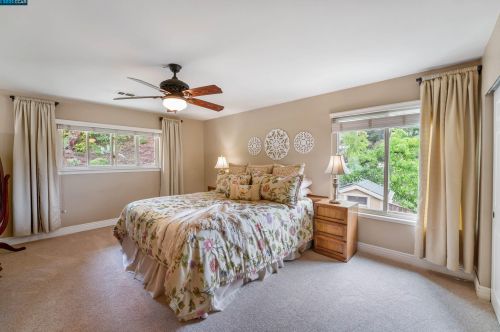 1170 Ridgemont Pl, Concord CA 94521-4831 exterior