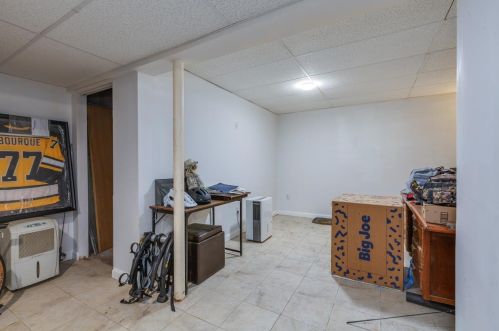 10 Whittaker Cir, Concord NH 03303-1589 exterior