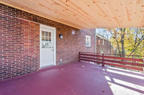 1437 Avon Pl, Pittsburgh PA 15221-1216 exterior