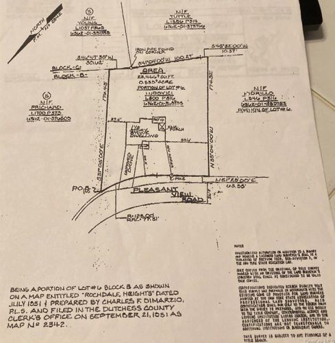 18 Pleasant Vw Rd, Poughkeepsie NY 12603-1420 exterior