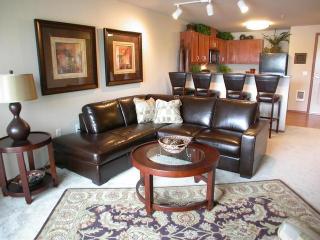 1150 192nd St, Seattle WA  98133-2212 exterior