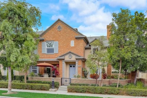 1403 Montgomery St, Tustin, CA 92782-1793