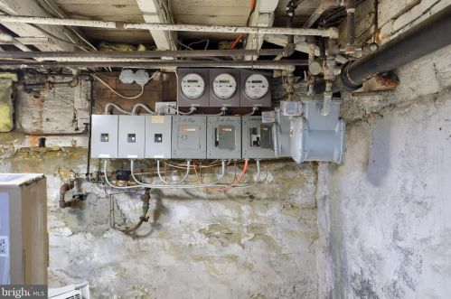 433 Walnut St, Lancaster PA 17603-3362 exterior