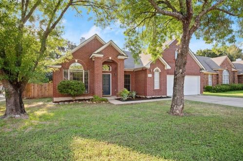 8119 Forest Heights Ln, Austin, TX 78749-3506
