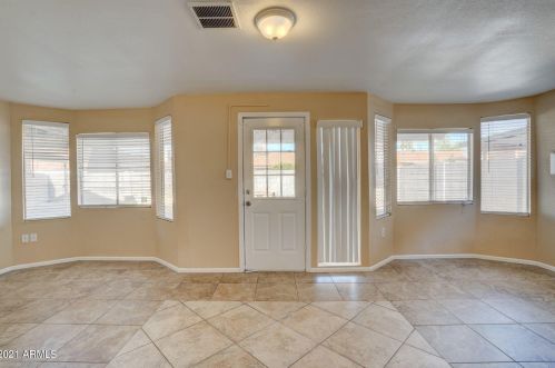 11602 42nd Ave, Phoenix AZ 85029-1912 exterior