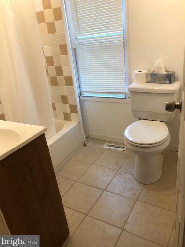 2331 Gerritt St, Philadelphia PA 19147-5821 exterior