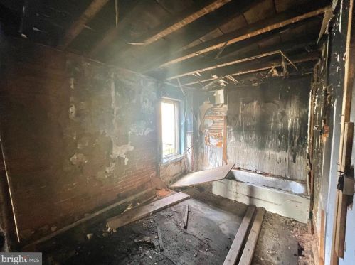 2024 2 St, Chester PA 19013-4302 exterior