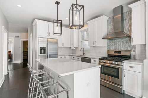 2019 Fletcher St, Chicago IL 60634-4006 exterior