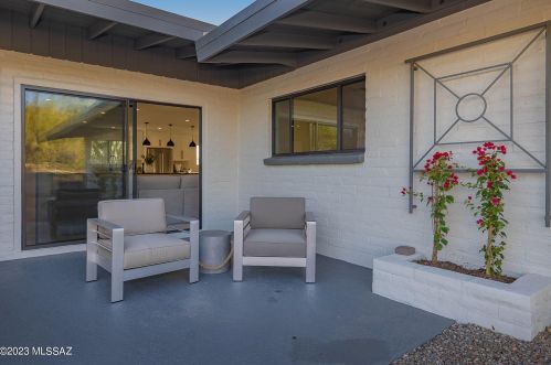 4917 Camino Arenosa, Tucson AZ  85718-6220 exterior