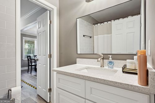 4096 Clay Dr, Atlanta GA  30360-2522 exterior