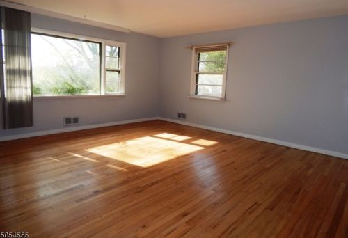 77 Fairfield Rd, Parsippany, NJ 07054-2660