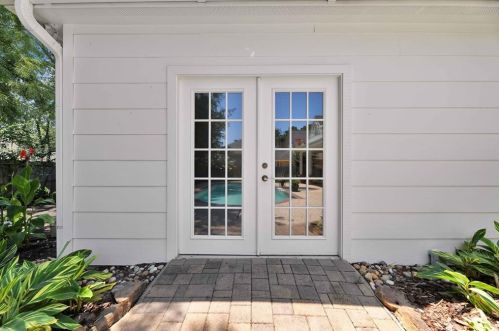 1810 Mountain Aspen Ln, Humble TX 77345-1942 exterior