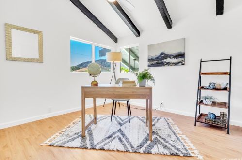 6847 Niumalu Loop, Honolulu HI 96825-1642 exterior