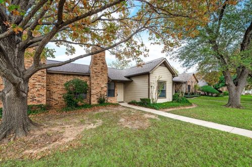 3923 Evergreen St, Irving TX  75061-3920 exterior