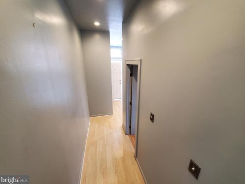 209 Front St, Trenton NJ 08608-2103 exterior